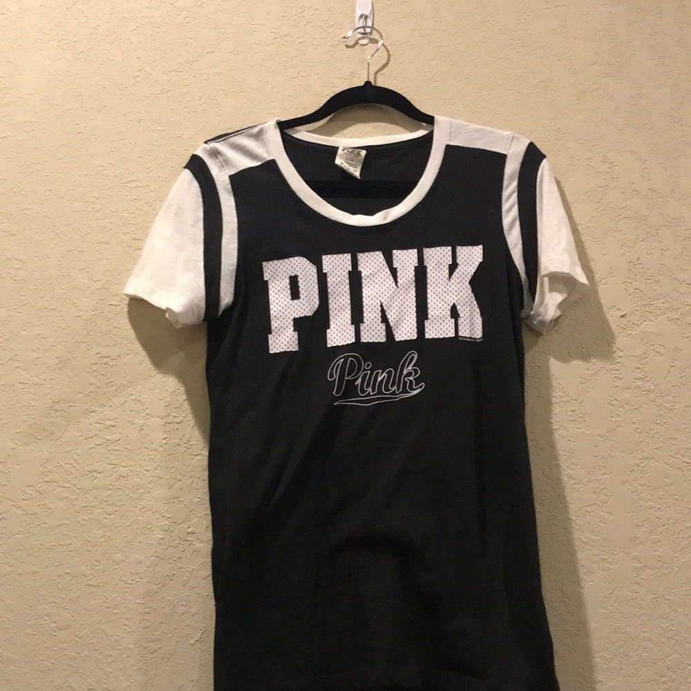 VS Pink t shirt black and white
